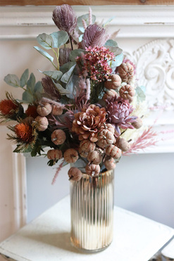 Fall Extra, jesienna kompozycja kwiatowa w wazonie, wys.65cm 