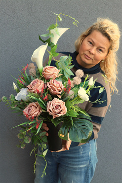 Maria Beige, bukiet nagrobny we wkładzie, dł.70cm