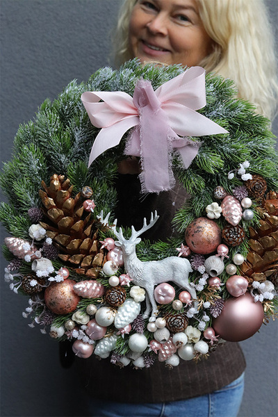 świąteczny wianek, Pudrovy Renifer