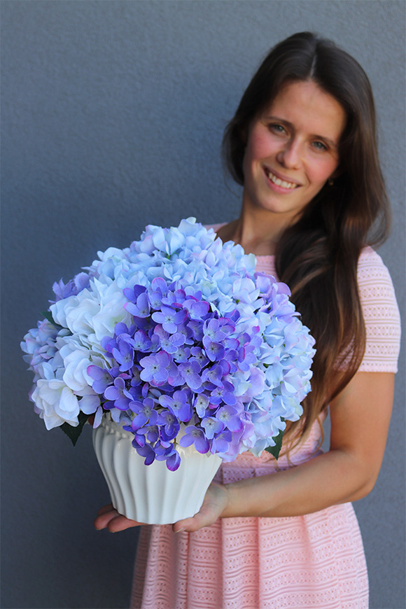 bajeczna kompozycja z niebieskich hortensji, Kleonisa, wym.32x27cm 