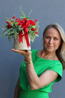 flowerbox z czerwonymi różami, Red Flower