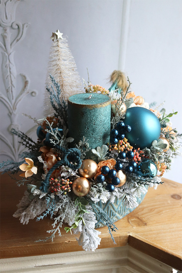 Turkusoni, stroik bożonarodzeniowy ze świecą