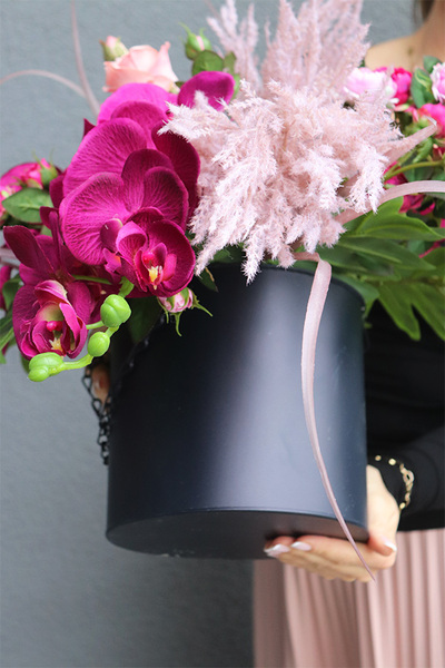 Greta, kwiatowa kompozycja wisząca