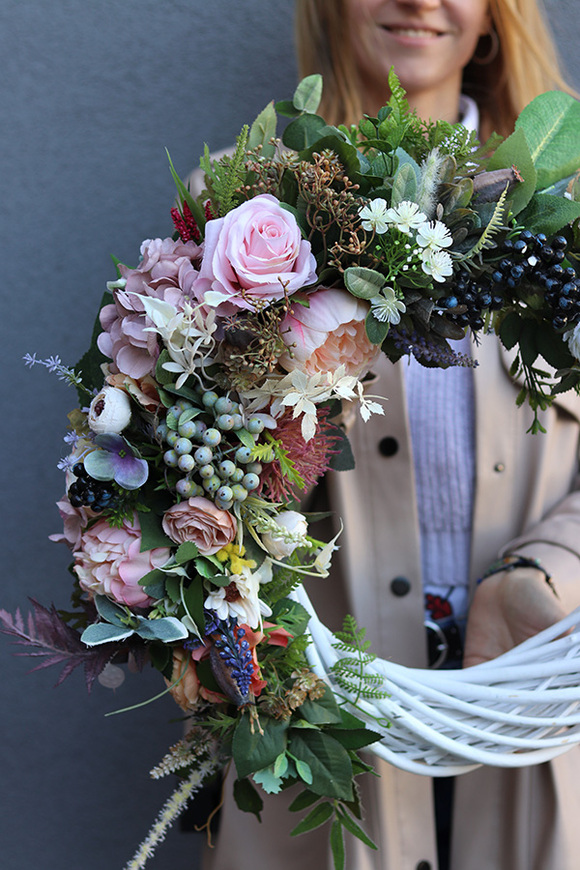 Opera Jesienna, asymetryczny jesienny wianek