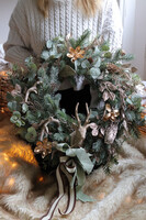 Złoto Lasu, świąteczny wianek z reniferem