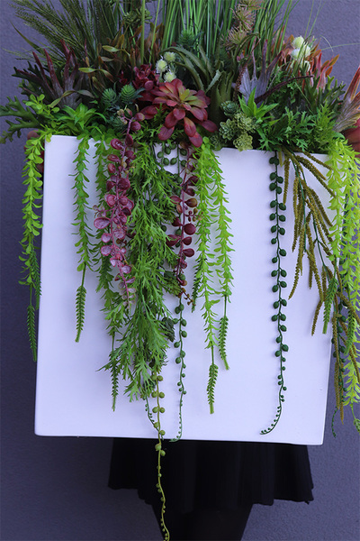 Fiberglass Reddina, trawy i sukulenty w donicy fiberglass, wys. 117cm