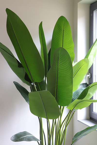 Bananowiec Walter, sztuczna roślina w donicy fiberglass