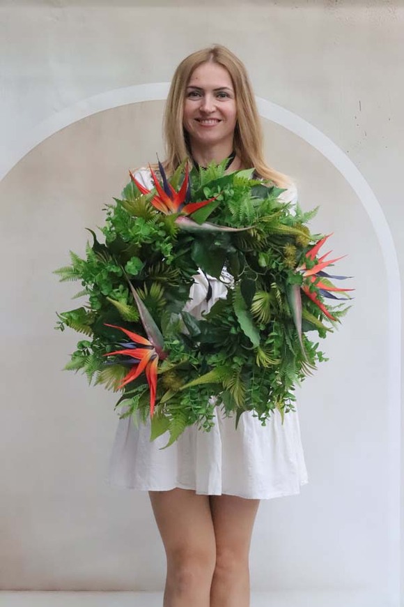 Strelizia Wreath 2, zielony wianek na drzwi ze strelicją