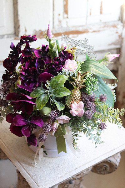 Ananas, welurowy flowerbox z orchideą, wym.32x30cm