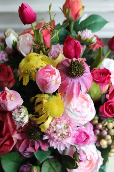 Cedila Green Velvet 2, wiosenny flowerbox z tulipanami, wys.51cm 