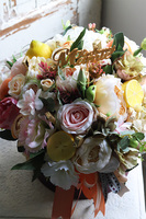 flowerbox z czekoladkami na Dzień Mamy, Mamma Mia 2, wym.37x37cm 