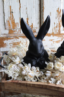 Black Easter Modern, stroik wielkanocny na tacy