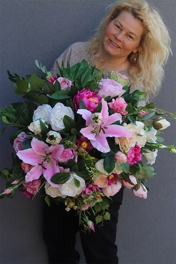 Pink Rome, komplet dekoracji nagrobnych