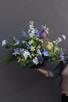 Trelicja, kompozycja nagrobna w naczyniu