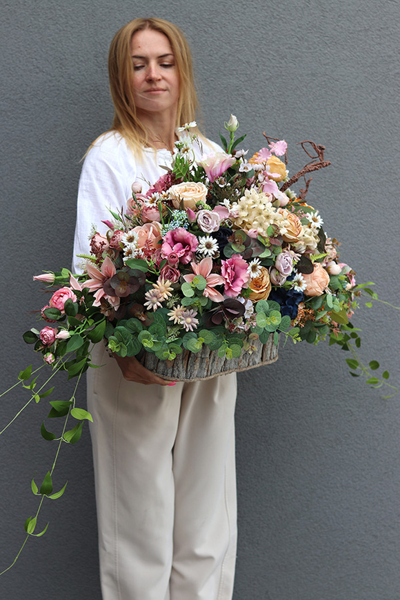 Jerreta, elegancka kompozycja nagrobna w skrzynce, wym.61x110cm