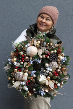 Goldira 2, bogaty wianek świąteczny, śr.40cm