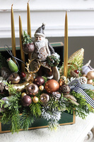 Cristal Deluxe, adwentowy stroik w szkatułce z mikołajem