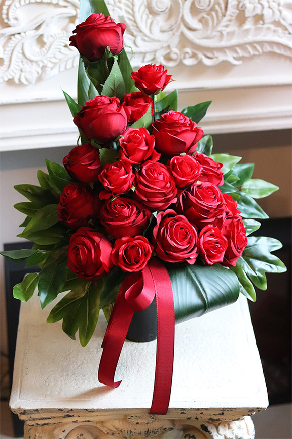Czerwień Lux, bukiet nagrobny z różami