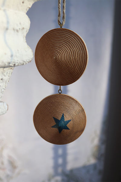 Modern Wood House D, drewniane zawieszki na choinkę ze wzorem