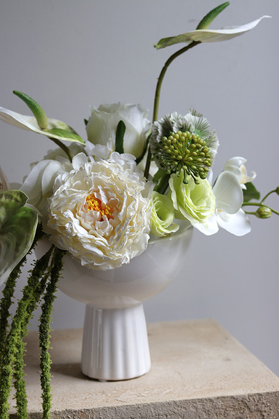 Wedding Day Leori biała kompozycja w pucharze