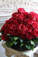 Red Roses, kompozycja nagrobna w naczyniu