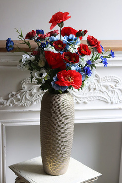 Polonia, bukiet z polnych kwiatów w wazonie, dł.89cm 