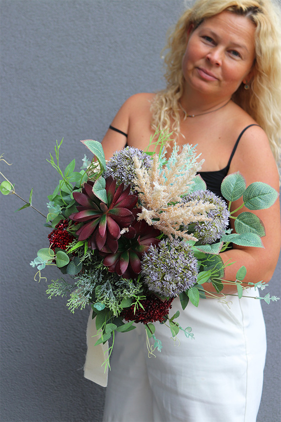 Suculentas Bordo, bukiet nagrobny do wazonu