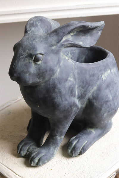 Zając B, osłonka wielkanocna na kwiaty