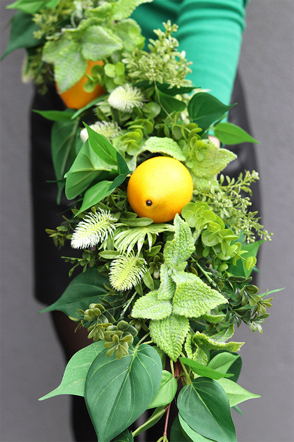 Włoskie Cytryny, zielona girlanda dekoracyjna z owocami