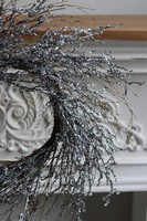 Frozen Woods, zimowy wianek z brokatem, srebrny