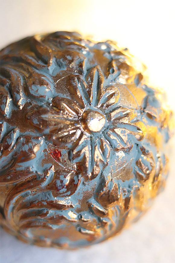 Gold Line 1, dekoracja kula złota