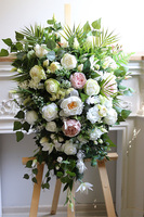 Aniela, bogata wiązanka nagrobna