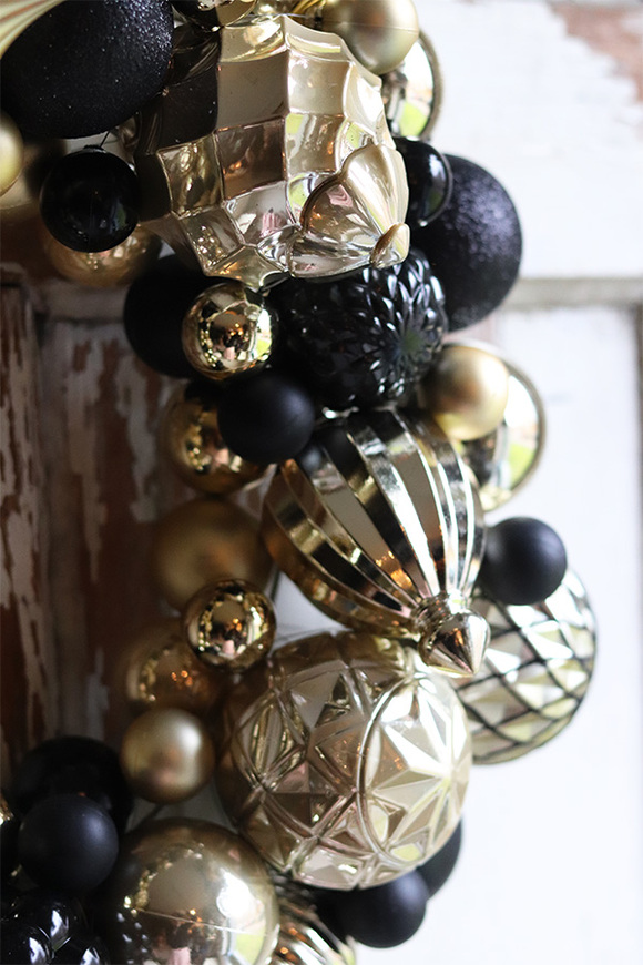 wianek bożonarodzeniowy Bombki Gold & Black