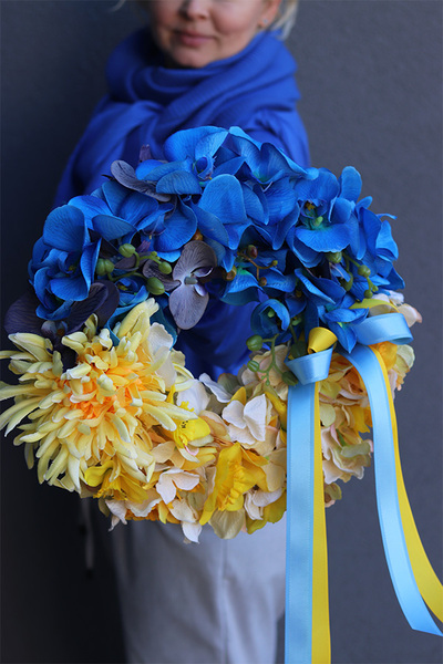 wianek na drzwi z orchideą, Ukraina 3