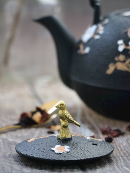 Chiba, żeliwny czajnik do herbaty z ptaszkiem, czarny, poj.1l