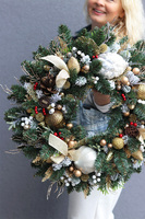 Golderisa, świąteczny wianek z owocami