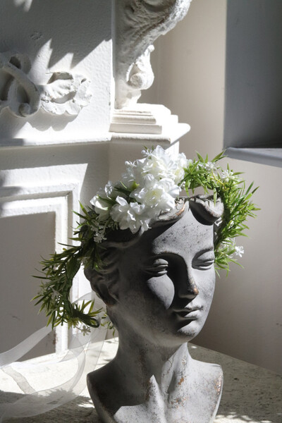 Izalia, komunijny wianek na głowę