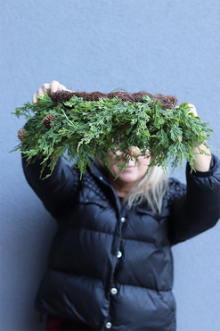 OD RĘKI Tuja Natural, zimowy wianek zielony sufitowy, śr.40cm