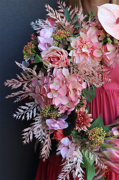 Pink Gloss, wianek na drzwi z anturium, rozp.66cm