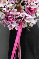 Magenite, wianek z kwiatów magnolii