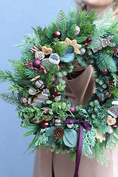 Pod Iglastą Choinką, bożonarodzeniowy wianek na drzwi