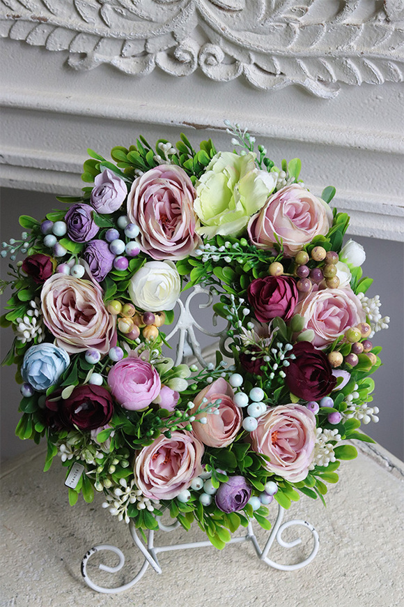 Klementi, dekoracyjny wianek na drzwi