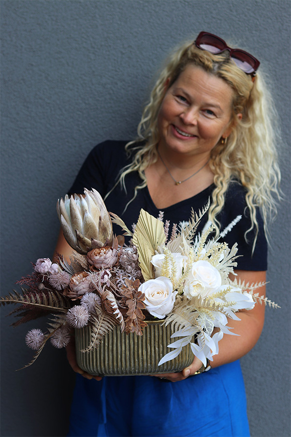 Laguel November, jesienna kompozycja w naczyniu glamour