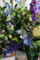 Trelicja, kompozycja nagrobna w naczyniu