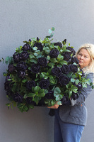 Black Velvet Roses Deluxe, elegancka kompozycja w misie