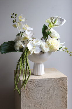 Wedding Day Leori 6, biała kompozycja w pucharze, wym.39x45x26cm