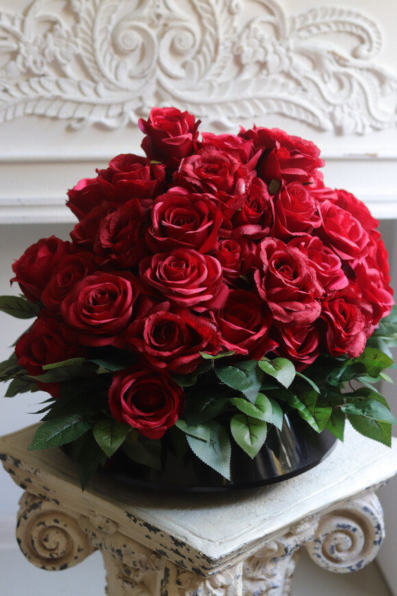 Red Roses, kompozycja nagrobna w naczyniu