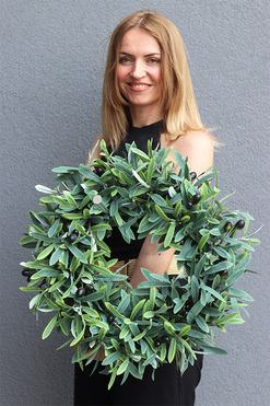 Zielony Dom, zielony wianek na drzwi z oliwkami, śr.50cm