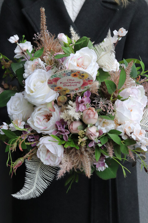 Ozaria, welurowy flowerbox na dzień babci