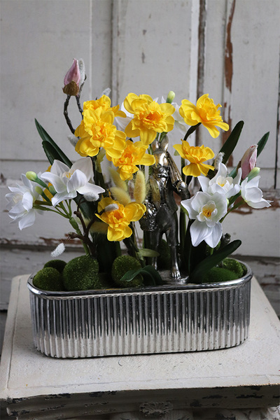 Lusilla, kompozycja wiosenna z żonkilami, wys.38cm